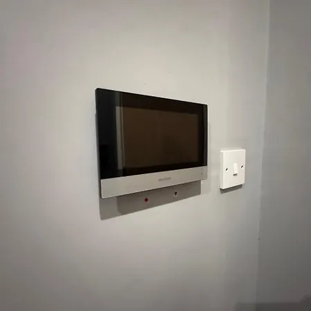 1 Bed Close To Arena Sleeps Up To 4 People F2